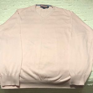 V neck Vinyard Vines sweater